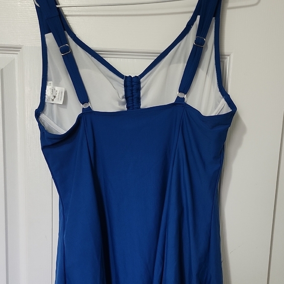 Vibrant Blue One Piece Swimsuit with V-Neckline - Picture 3 of 3